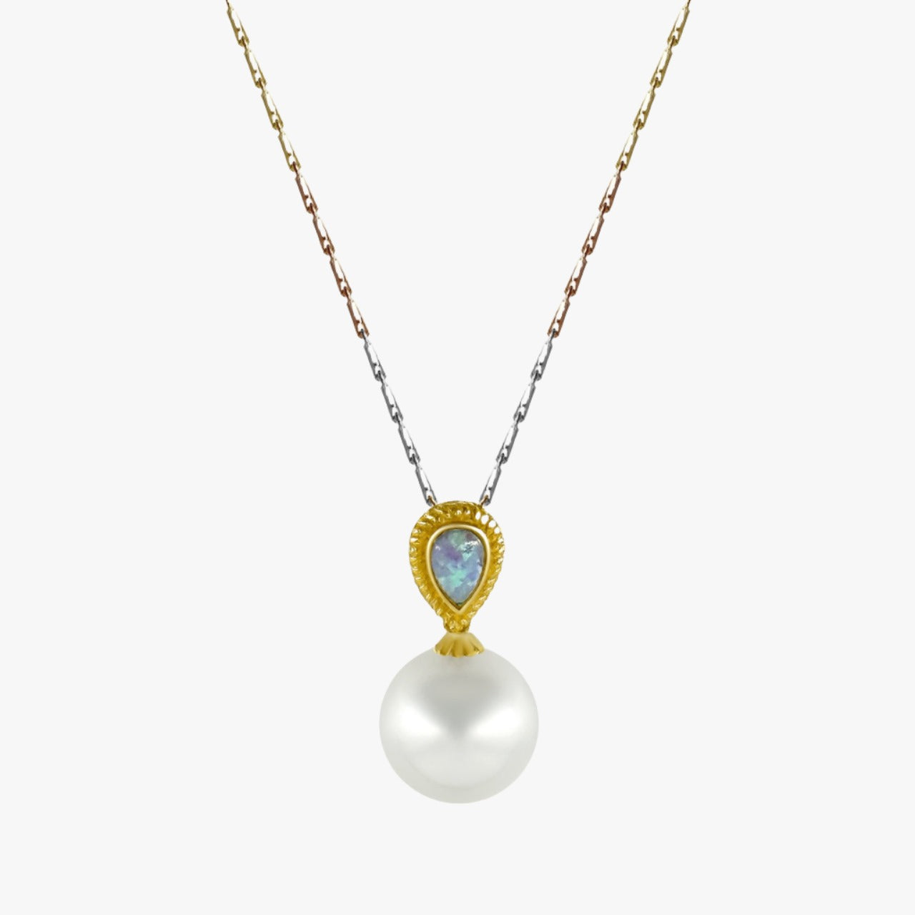 10mm White Akoya Pearl Pendant in 18K Gold